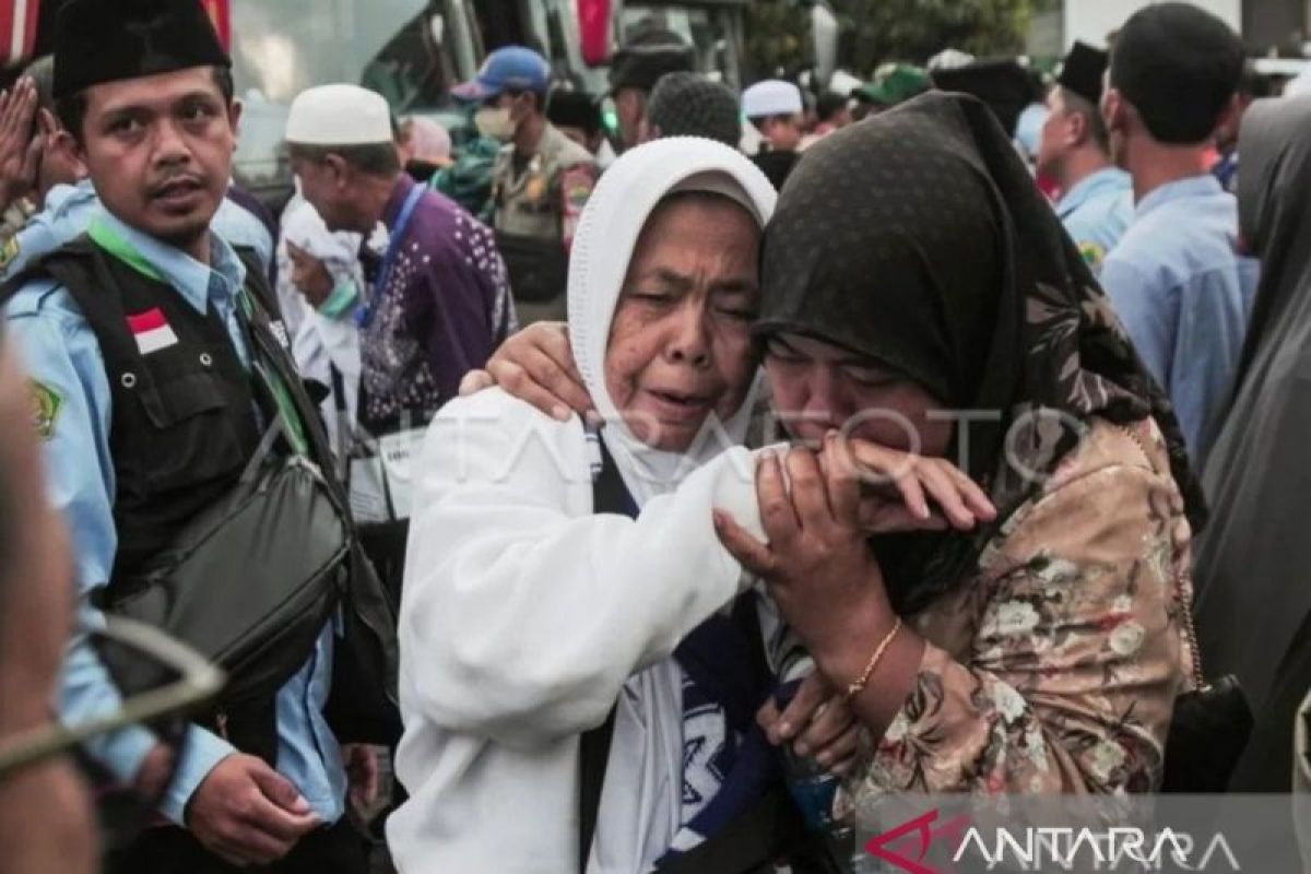 12 Calon Jamaah Haji Tapsel gagal berangkat ke Tanah Suci