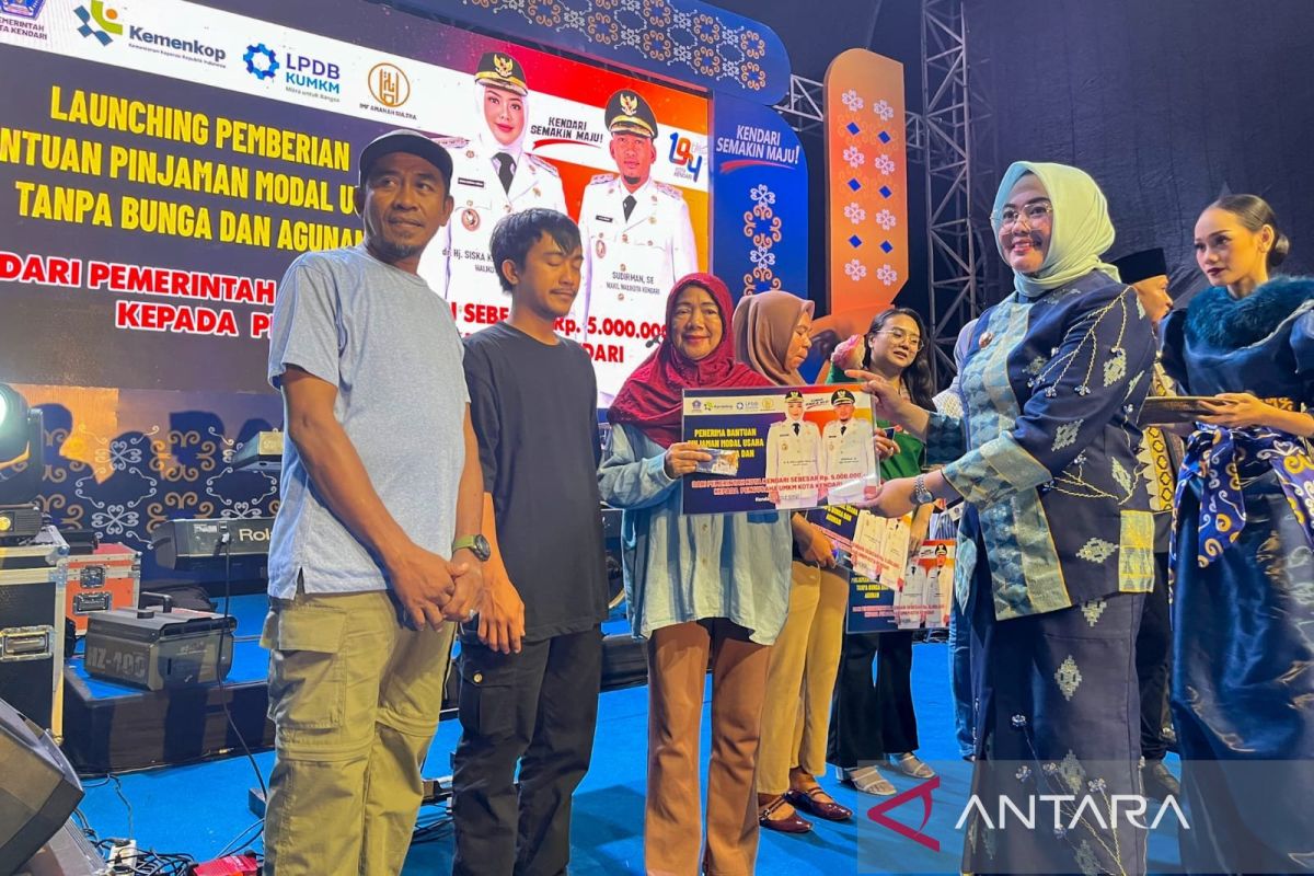 Pemkot Kendari bantu permodalan 194 UMKM senilai Rp 970 juta