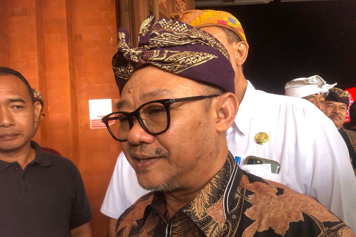Menteri Mu'ti: kurikulum coding dan AI tunggu penerbitan Permendikdasmen