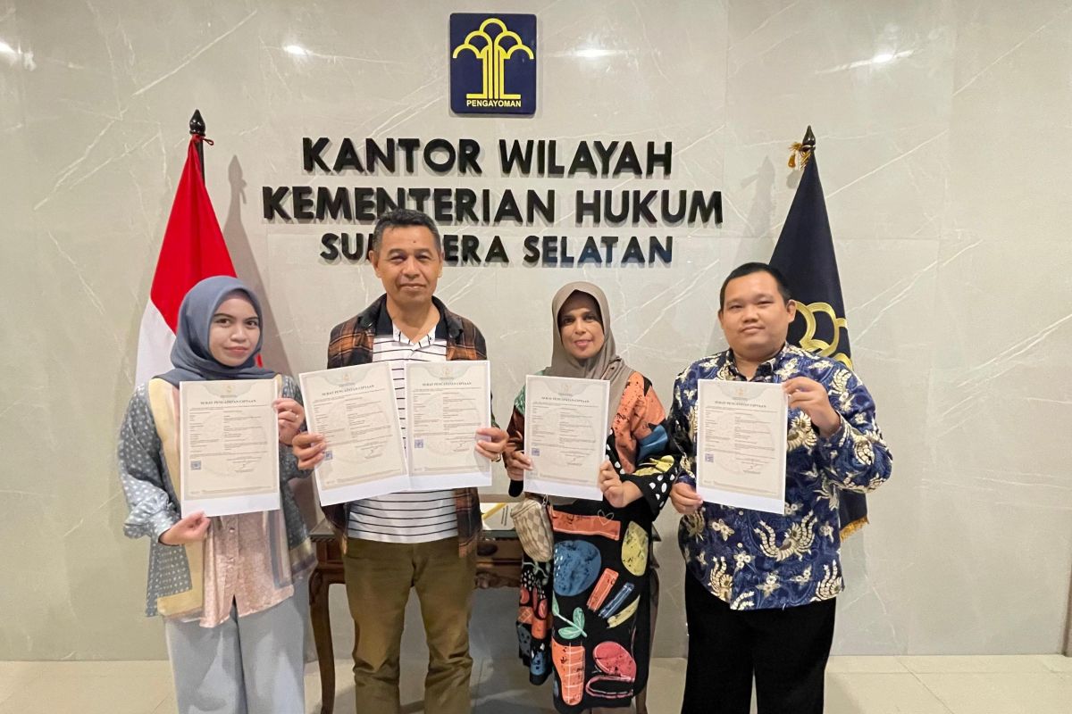 Kanwil Kemenkum Sumsel terima pencatatan Kekayaan Intelektual Hak Cipta lima lagu daerah
