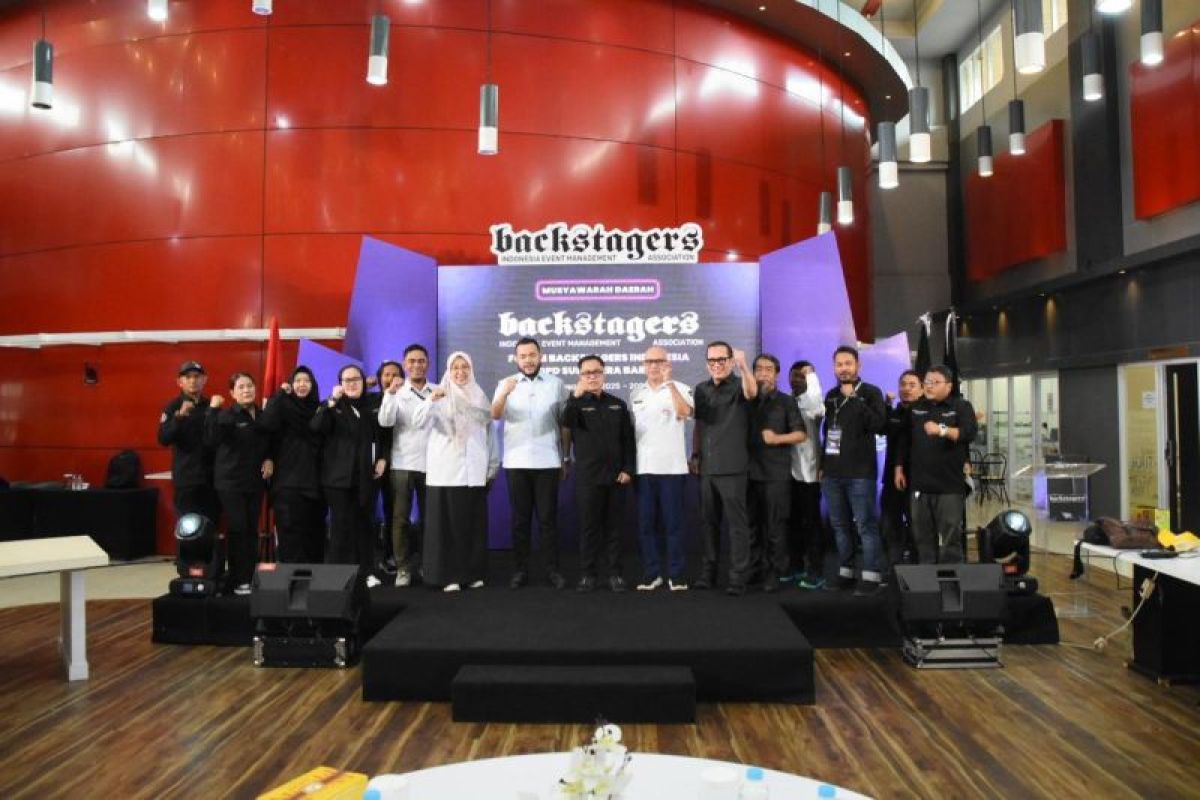 Wako Fadly Amran tutup Musda Forum Backstagers Indonesia DPD Sumatera Barat masa bakti 2025-2029