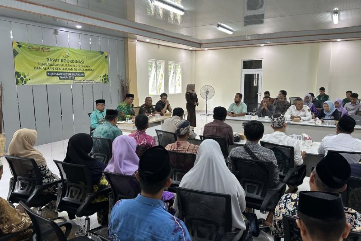 Kesbangpol Balangan antisipasi penyebaran aliran agama menyimpang