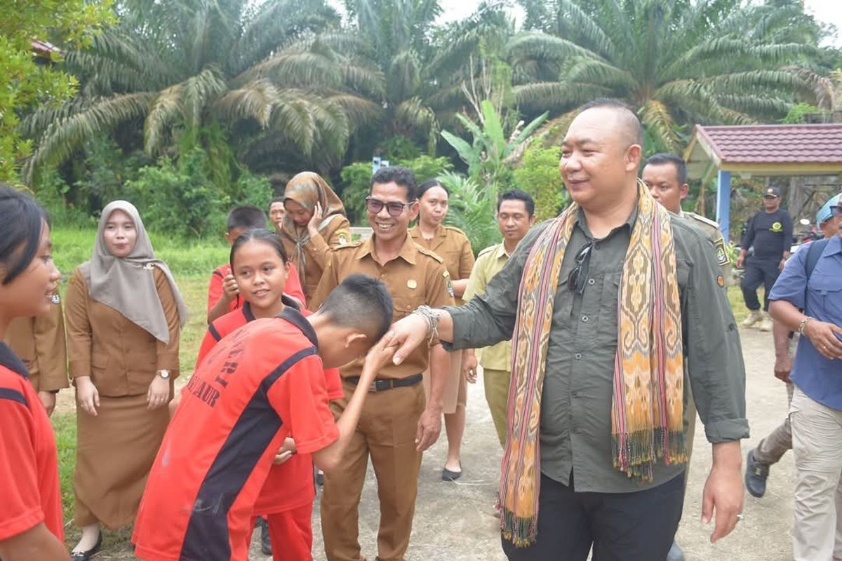 Bupati komitmen mewujudkan pendidikan berkualitas dan berkeadilan