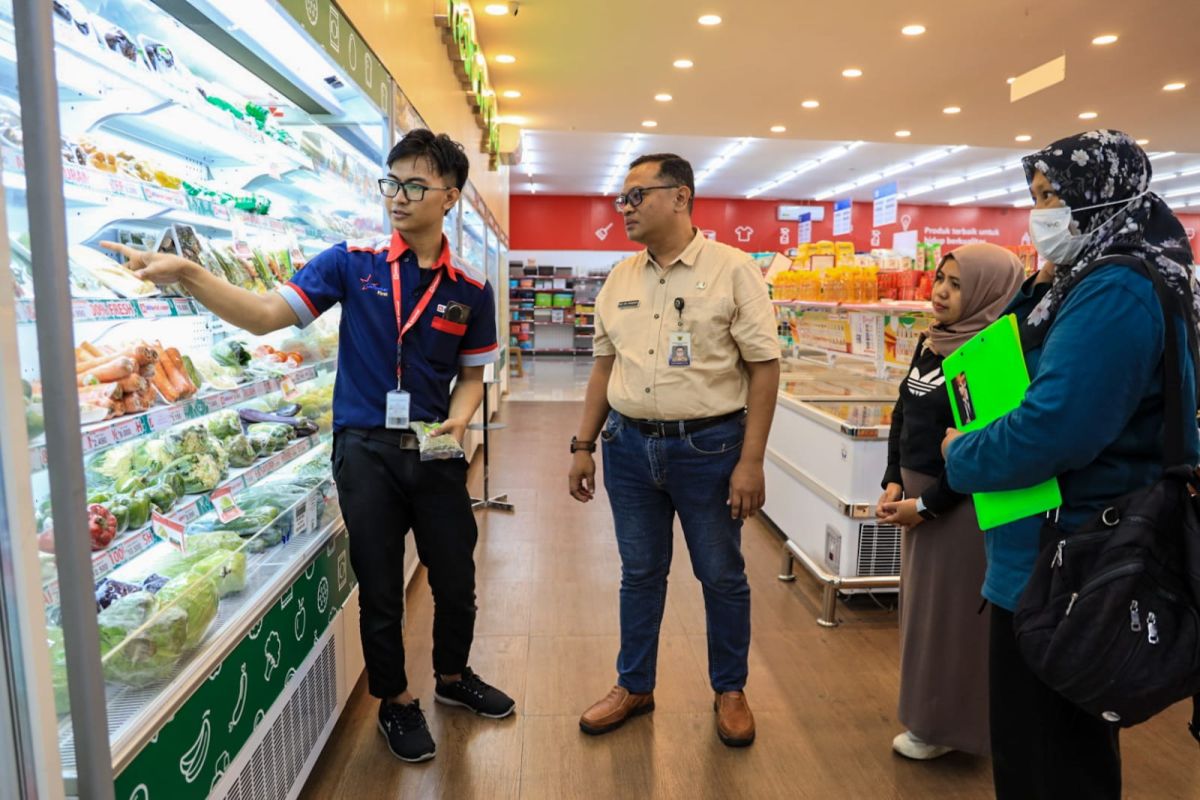 Pemkot Kediri sidak perizinan dan label PSAT