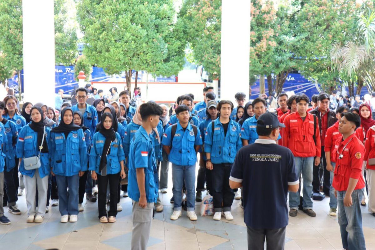 Unja kirim mahasiswa  belajar pemetaan geologi Pegunungan Kulon Progo