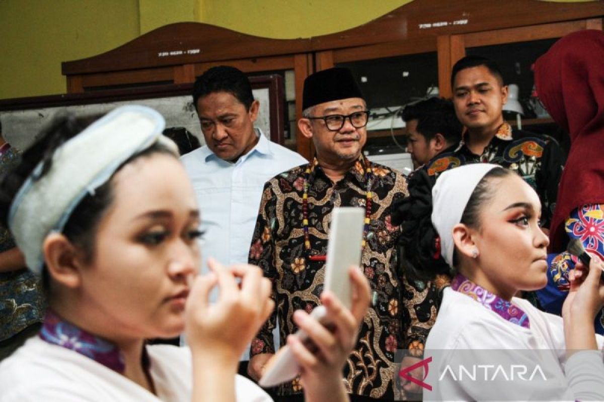 Mendikdasmen tinjau sistem pembelajaran di Palangka Raya