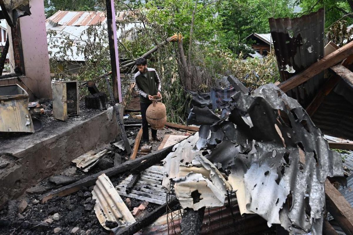 31 sipil Tewas, 57 luka-luka bentrokan India-Pakistan di perbatasan