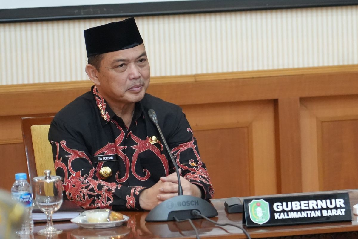 Pemprov Kalbar mendorong dialog tripartit bahas upah layak buruh