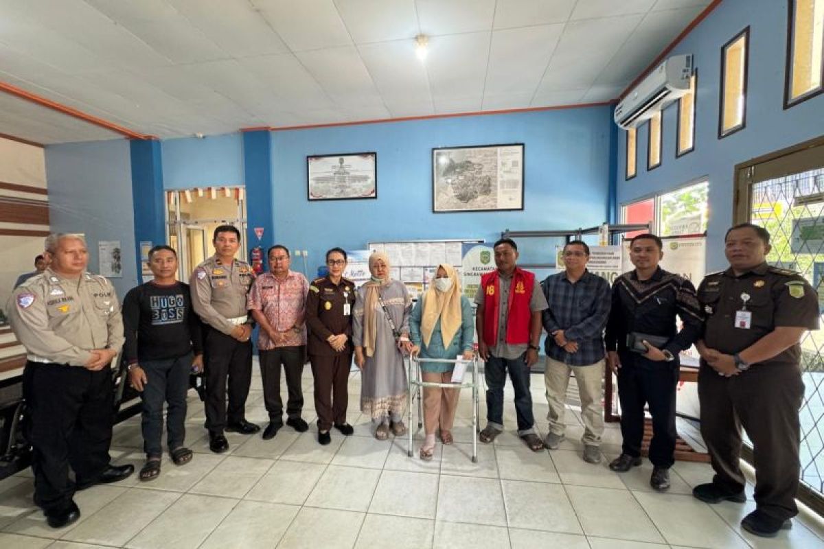 Kejari Singkawang selesaikan dua perkara pidana dengan restorative justice