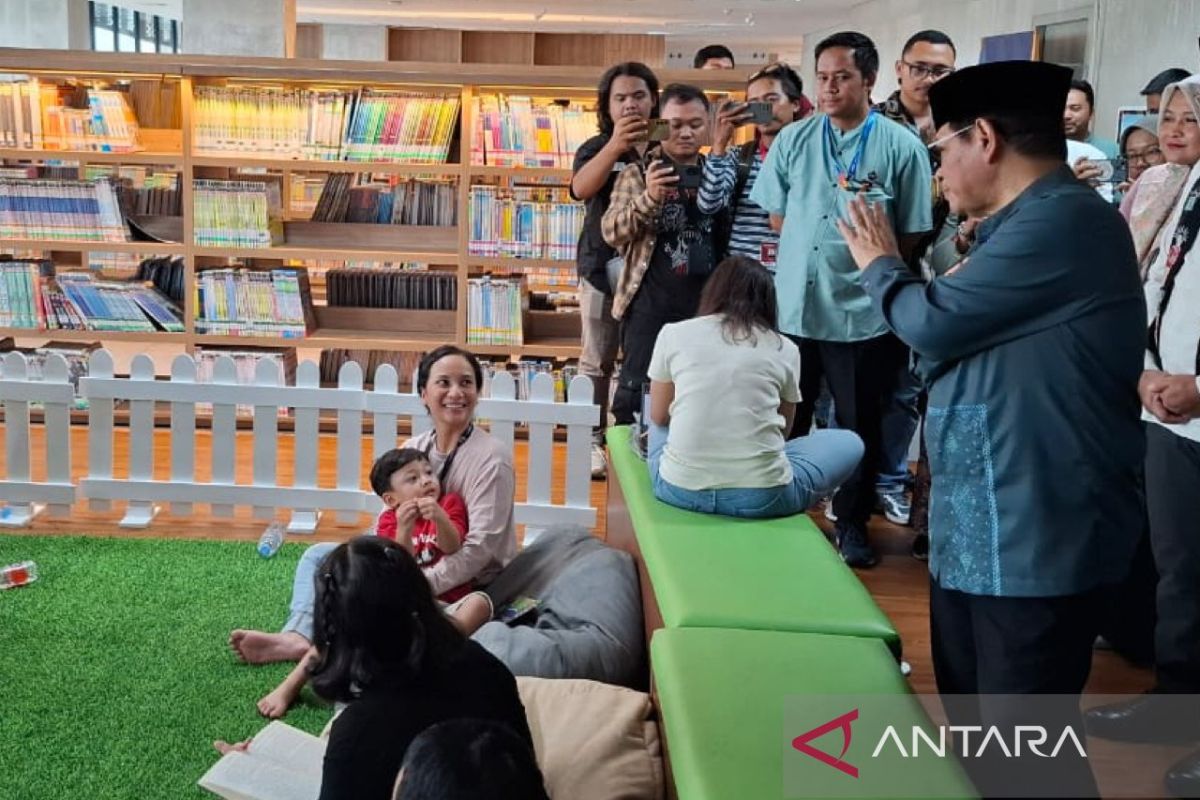 Pengunjung Perpus TIM & HB Jassin naik usai jam buka diperpanjang