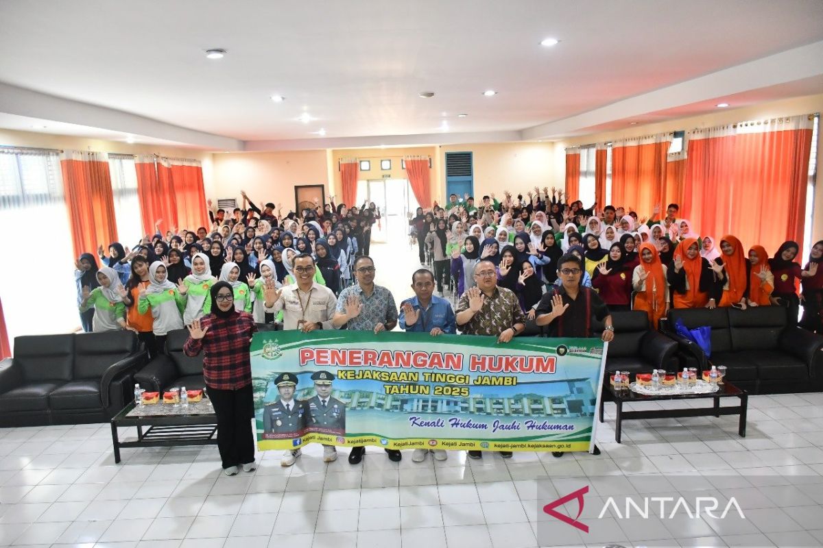 Kejati Jambi  berikan penyuluhan di kampus berantas Judi online