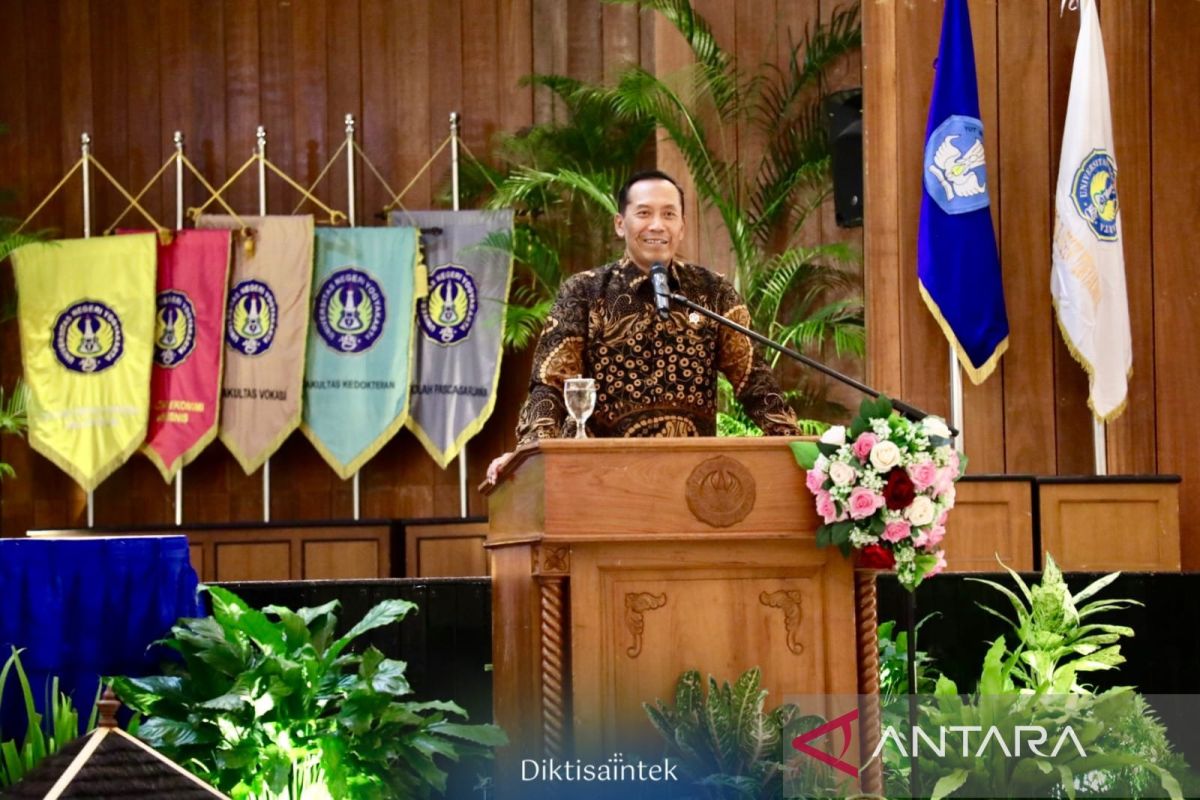 Wamendiktisaintek dorong penerapan AI untuk transparansi audit kampus