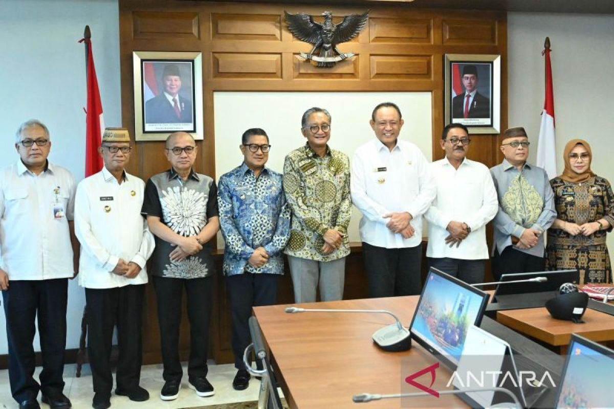 Gubernur Gorontalo Sampaikan Delapan Program Prioritas ke Menteri PUPR