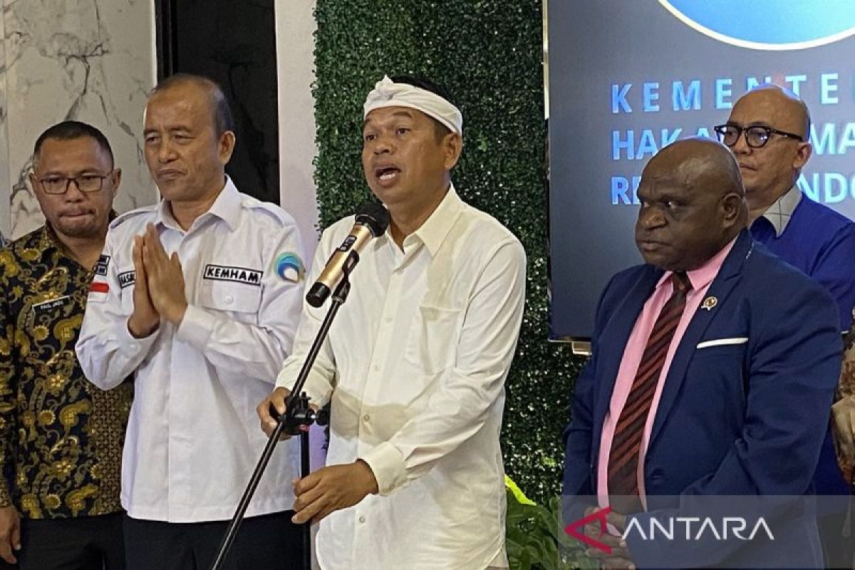 Stafsus Gubernur DKI tanggapi wacana gaji Rp10 juta per KK dari KDM