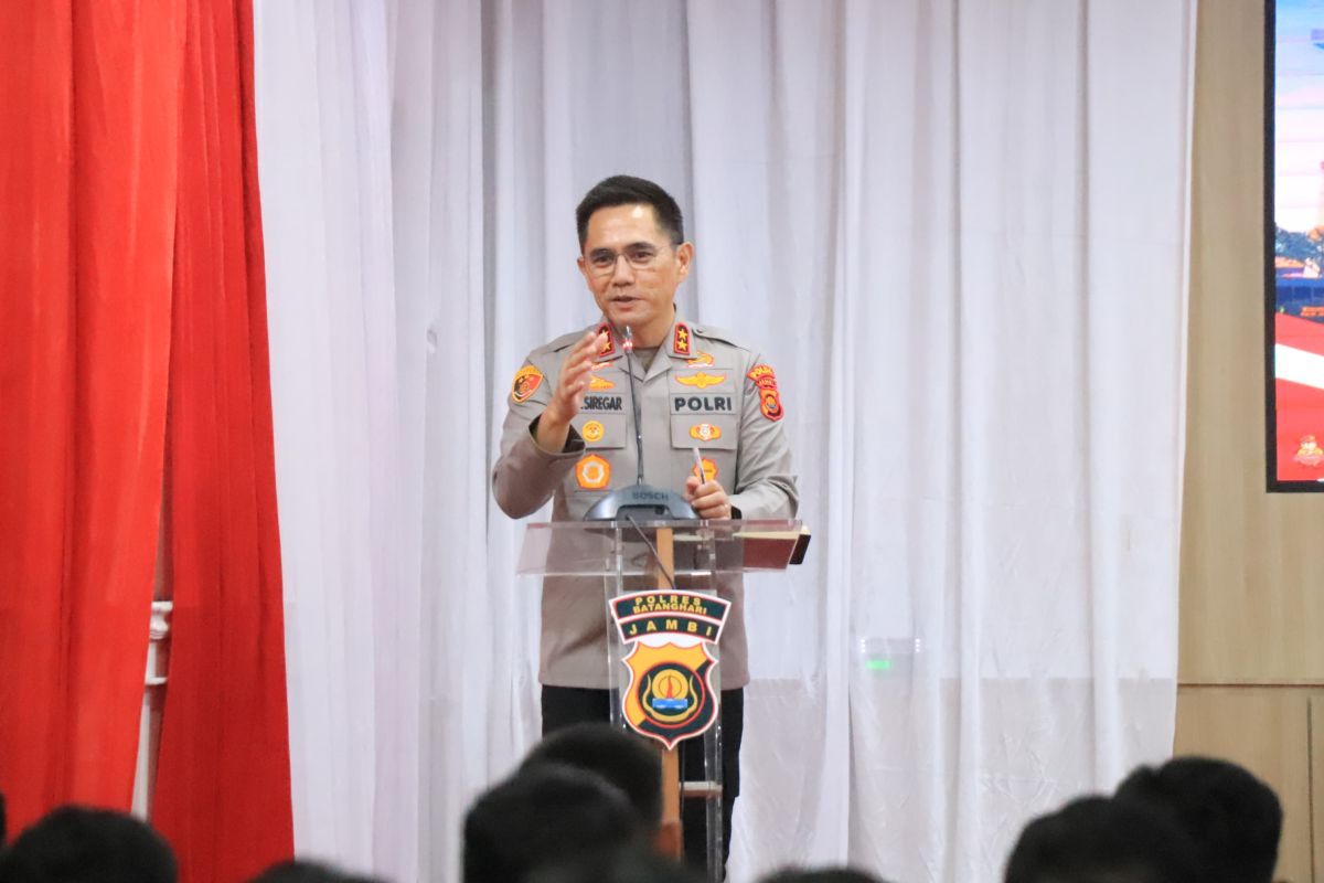 Kapolda Jambi: Personel jangan jadi "preman berseragam"