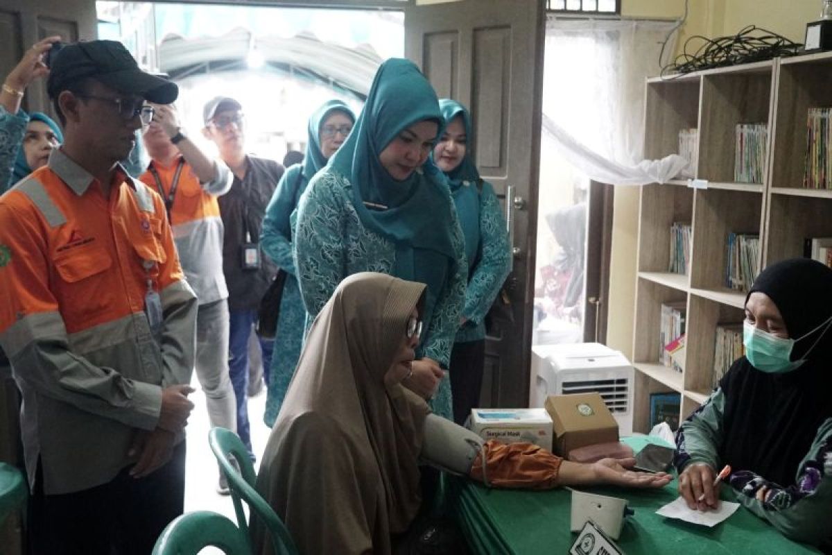 PT Antang Gunung Meratus gelar pemeriksaan kesehatan dan pengobatan gratis