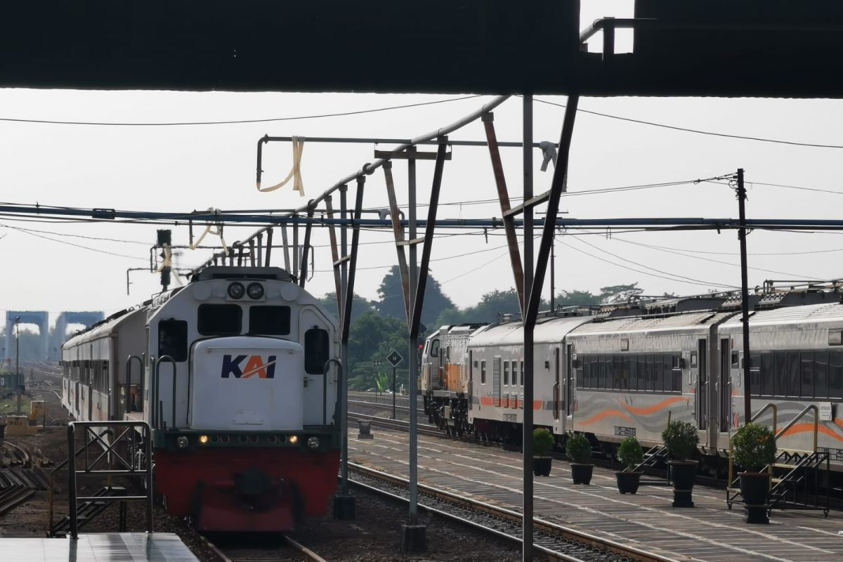 Daop 7 tambah gerbong KA Singasari dan Bangunkarta saat libur Waisak