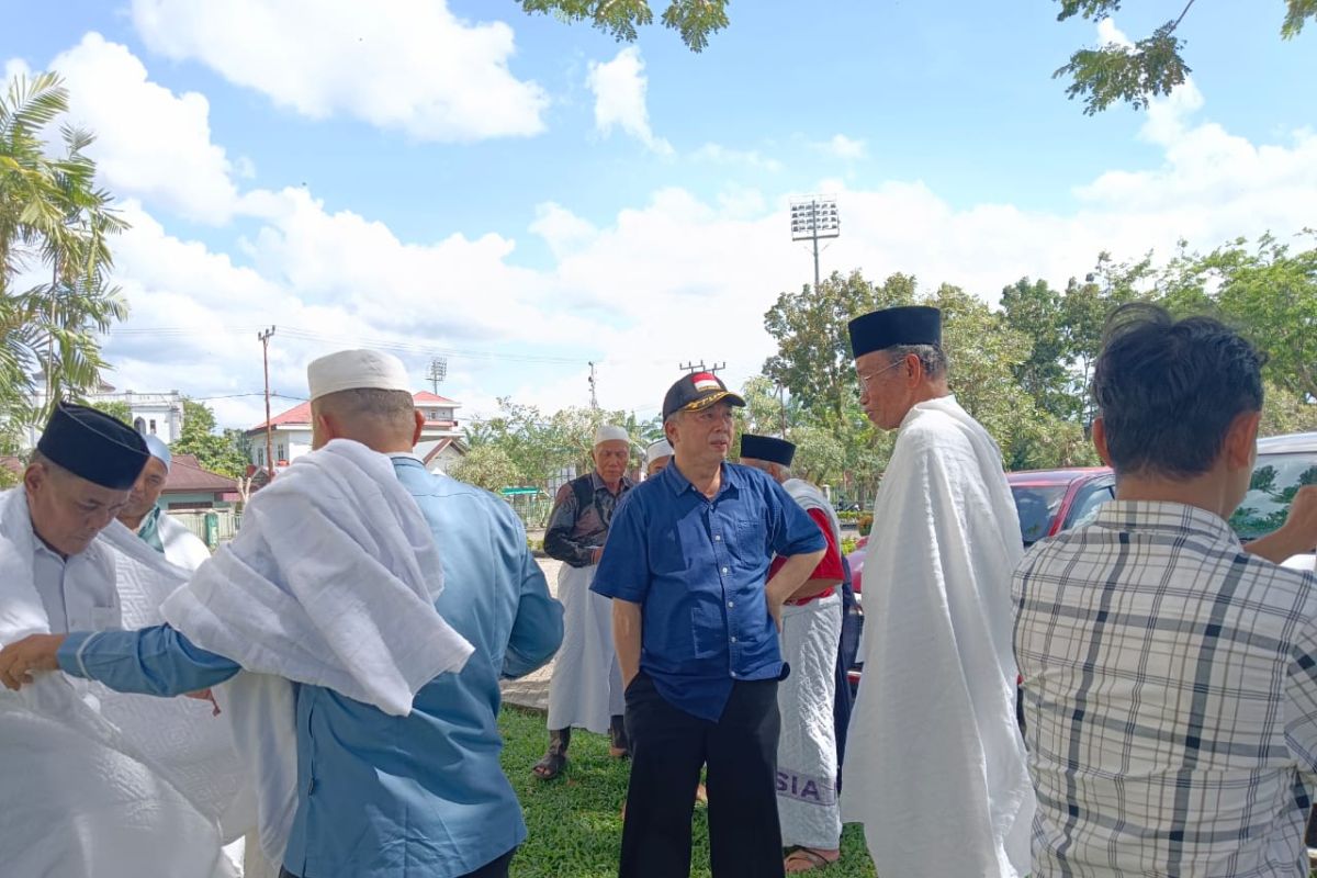 Kakan Kemenag Kampar dampingi praktik manasik haji gabungan kloter 15 BTH