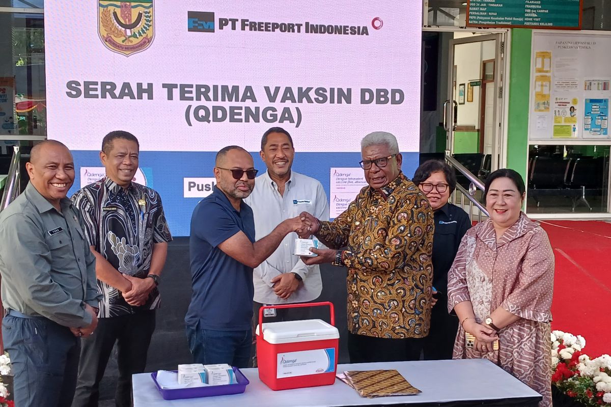 PT Freeport menyumbang 6.000 dosis vaksin DBD kepada Pemkab Mimika