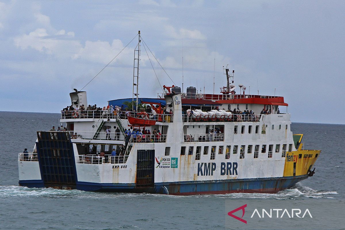 FOTO - Peningkatan penumpang kapal pada liburan panjang