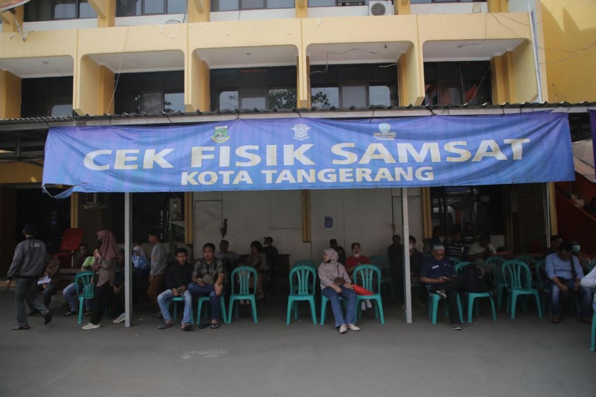 Samsat Cikokol catat penerimaan pajak kendaraan Rp46 miliar