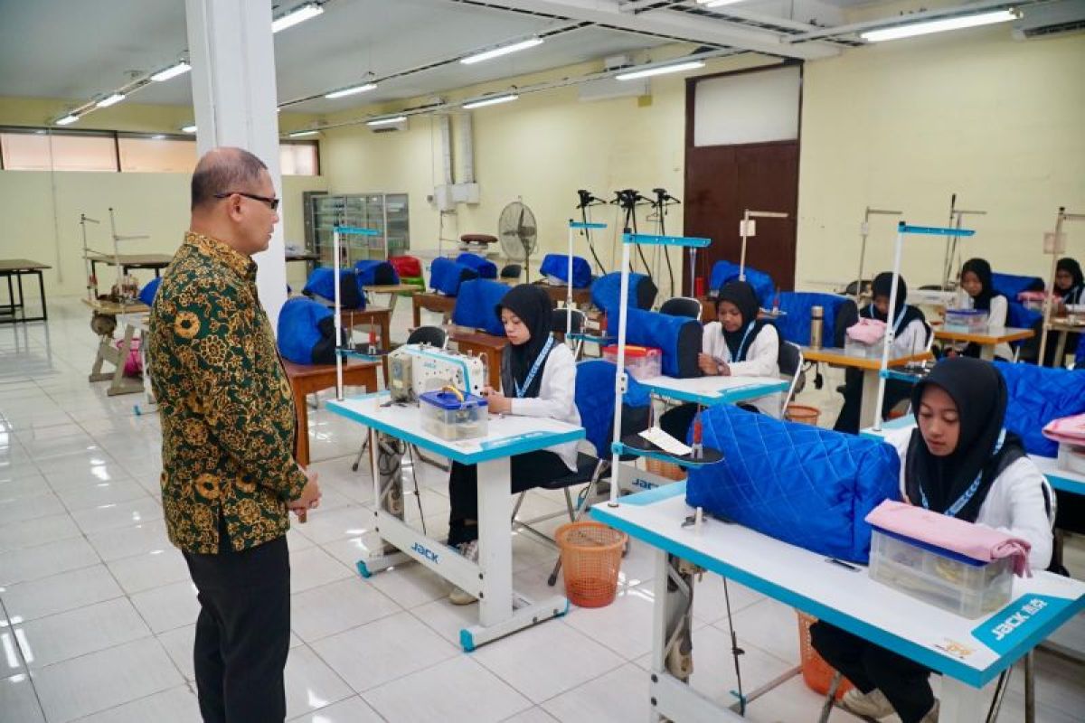Disdik Jatim fasilitasi sertifikasi nasional untuk 60 siswa SMK