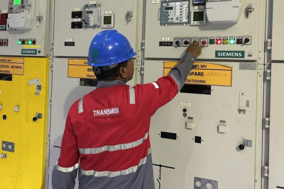 PLN pulihkan aliran listrik di daratan Sultra setelah padam 6 jam
