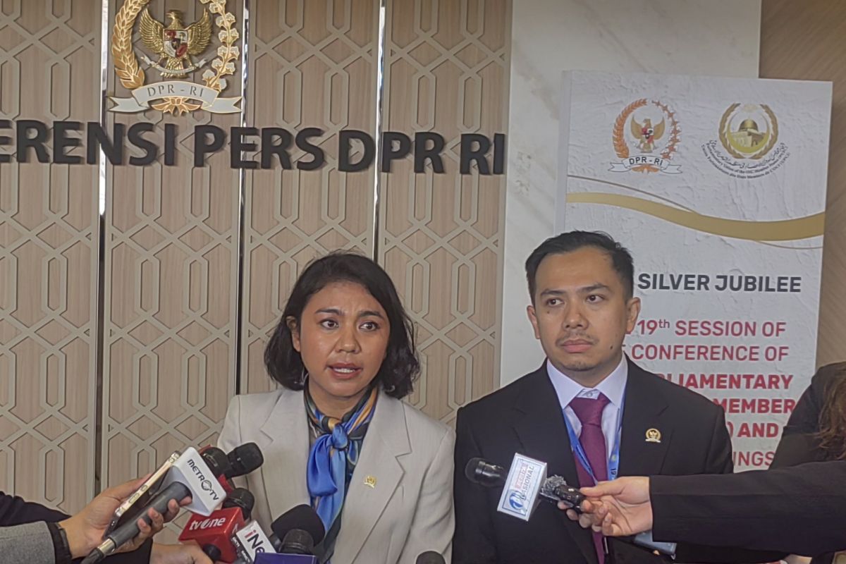 PUIC seeks greater women's role in public decision-making