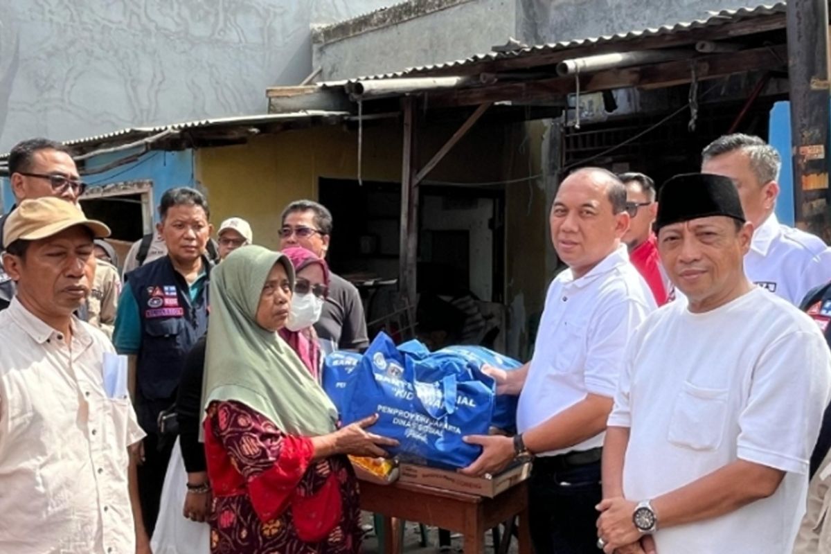 Jakbar salurkan bantuan bagi korban angin puting beliung di Kamal