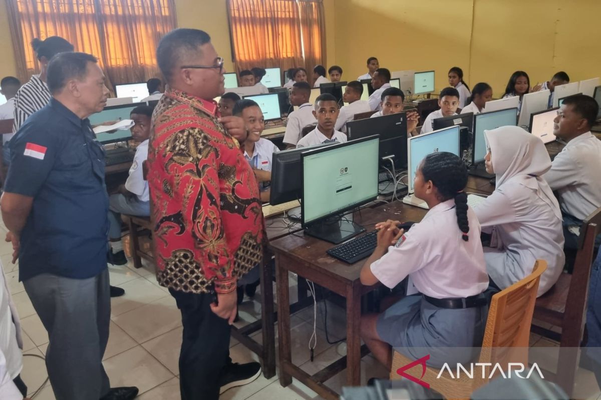 Pemkab Manokwari mewajibkan Paskibra lulus tes wawasan kebangsaan