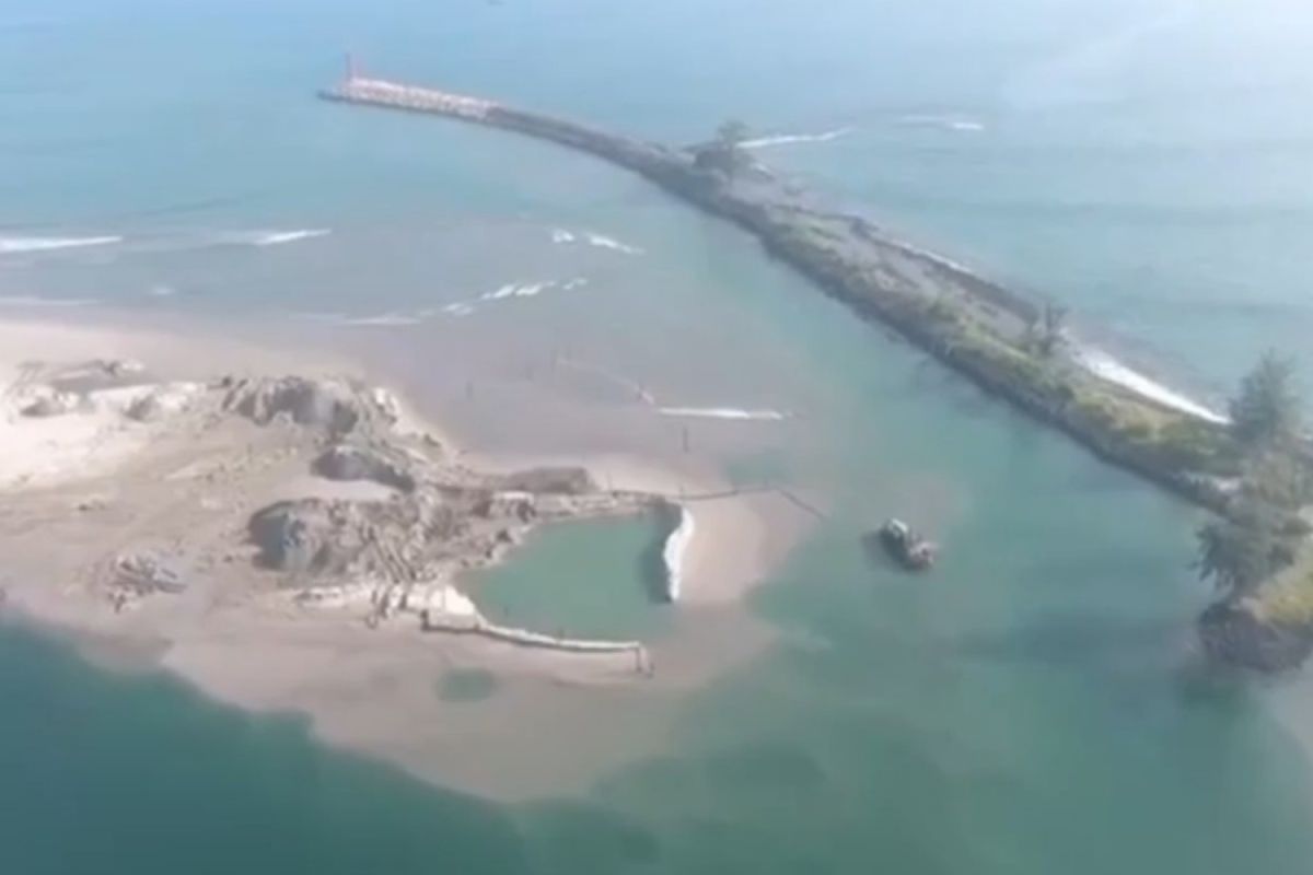 Pertashop di Bengkulu rugi Rp15 M akibat Pelabuhan Pulau Baai dangkal