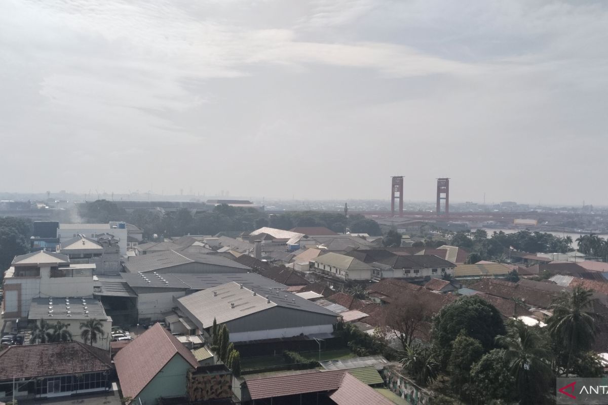 Warga Palembang diminta waspada potensi cuaca berkabut