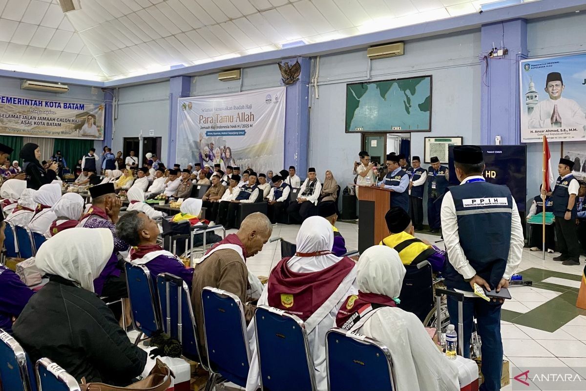 PPIH Batam: Tiga calon haji tunda berangkat karena sakit, satu asal Pekanbaru