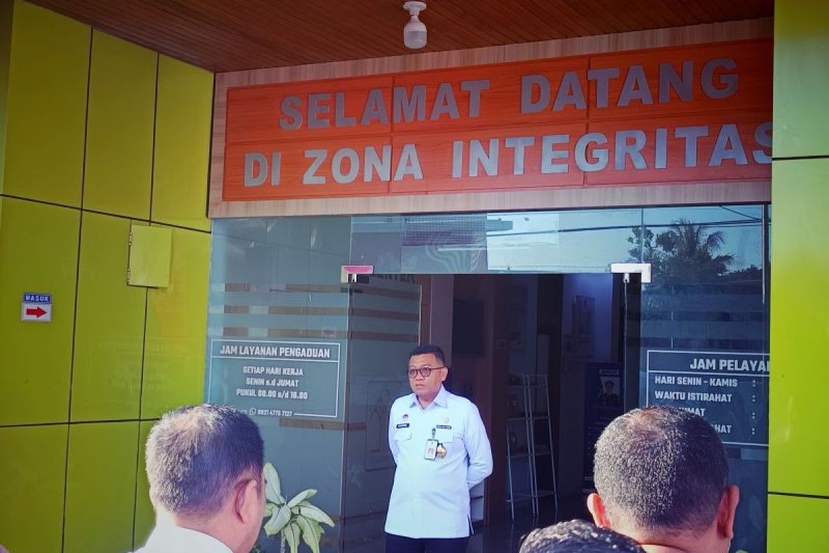 Kemenkum bersama Gubernur Malut bahas program pembinaan hukum