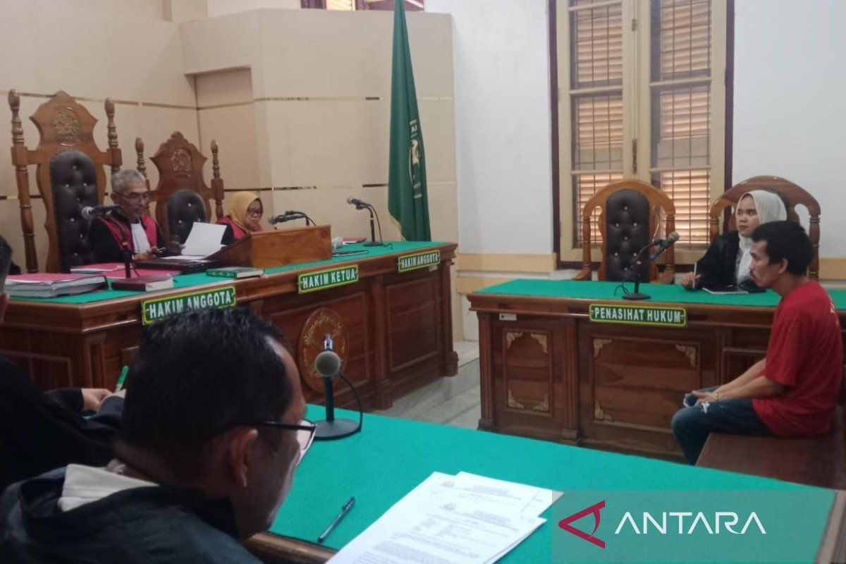 Terdakwa penjual ratusan butir ekstasi di Medan dihukum 13 tahun penjara