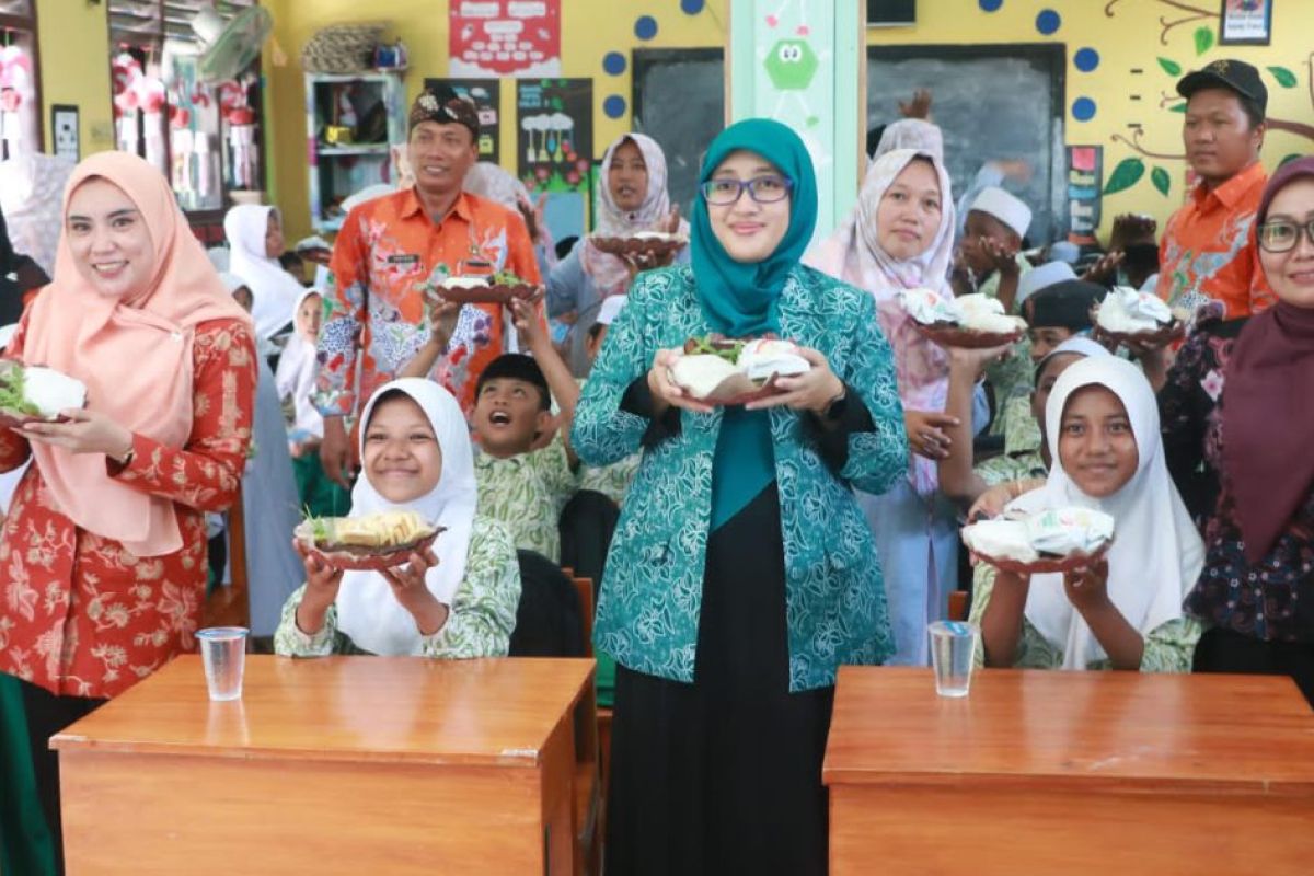 DKP Jatim gelar Gemarikan dukung makan bergizi di Probolinggo 