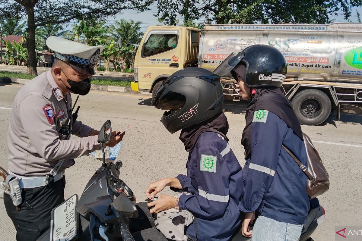 Gelar razia gabungan, 10 sepeda motor dibawa ke Mapolrestabes Palembang