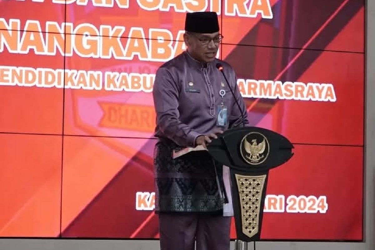 Pemkab Dharmasraya pasang starlink di 17 Sekolah, dukung ujian digital