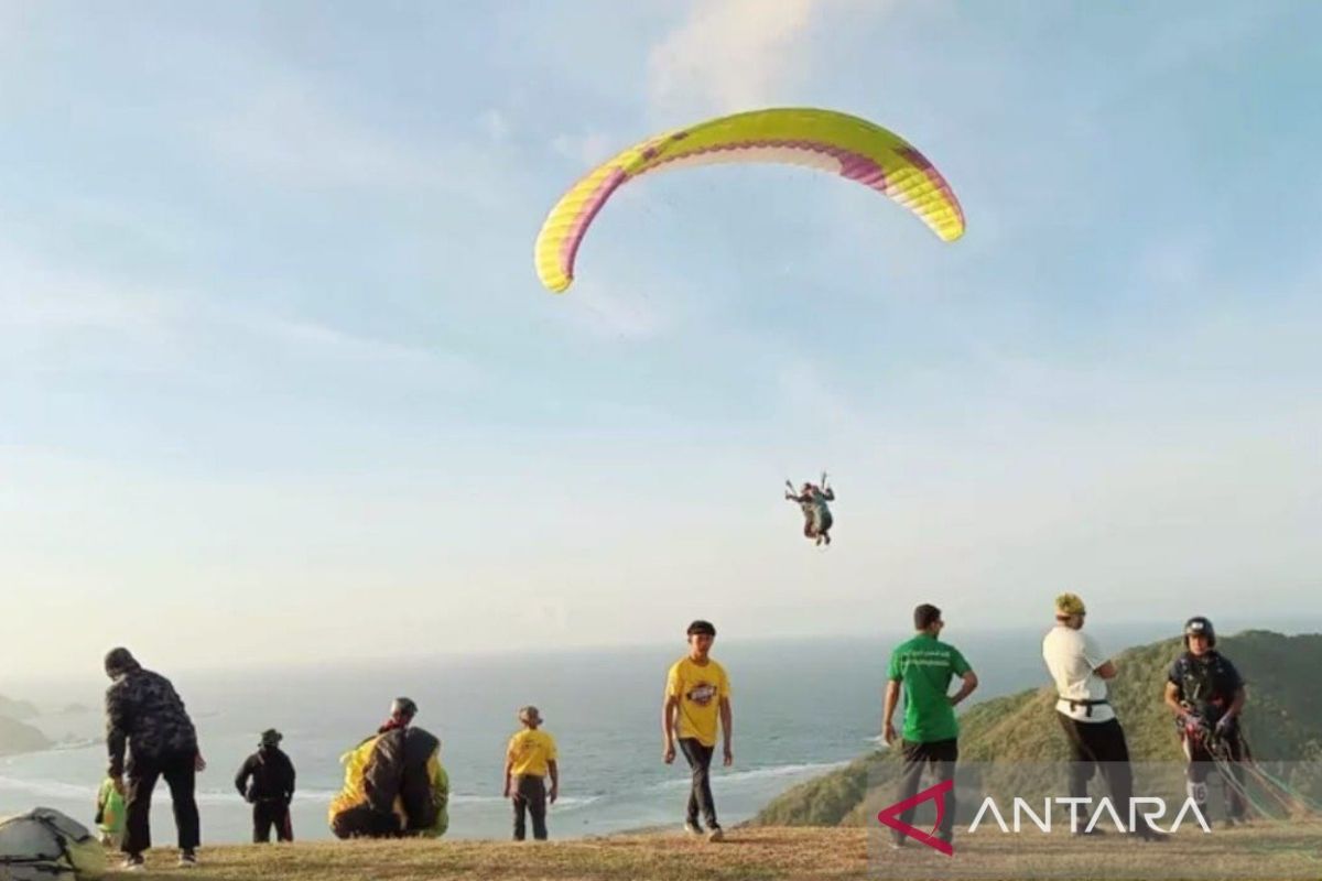 Atlet dari 8 negara ikuti kejuaraan paragliding internasional di NTB