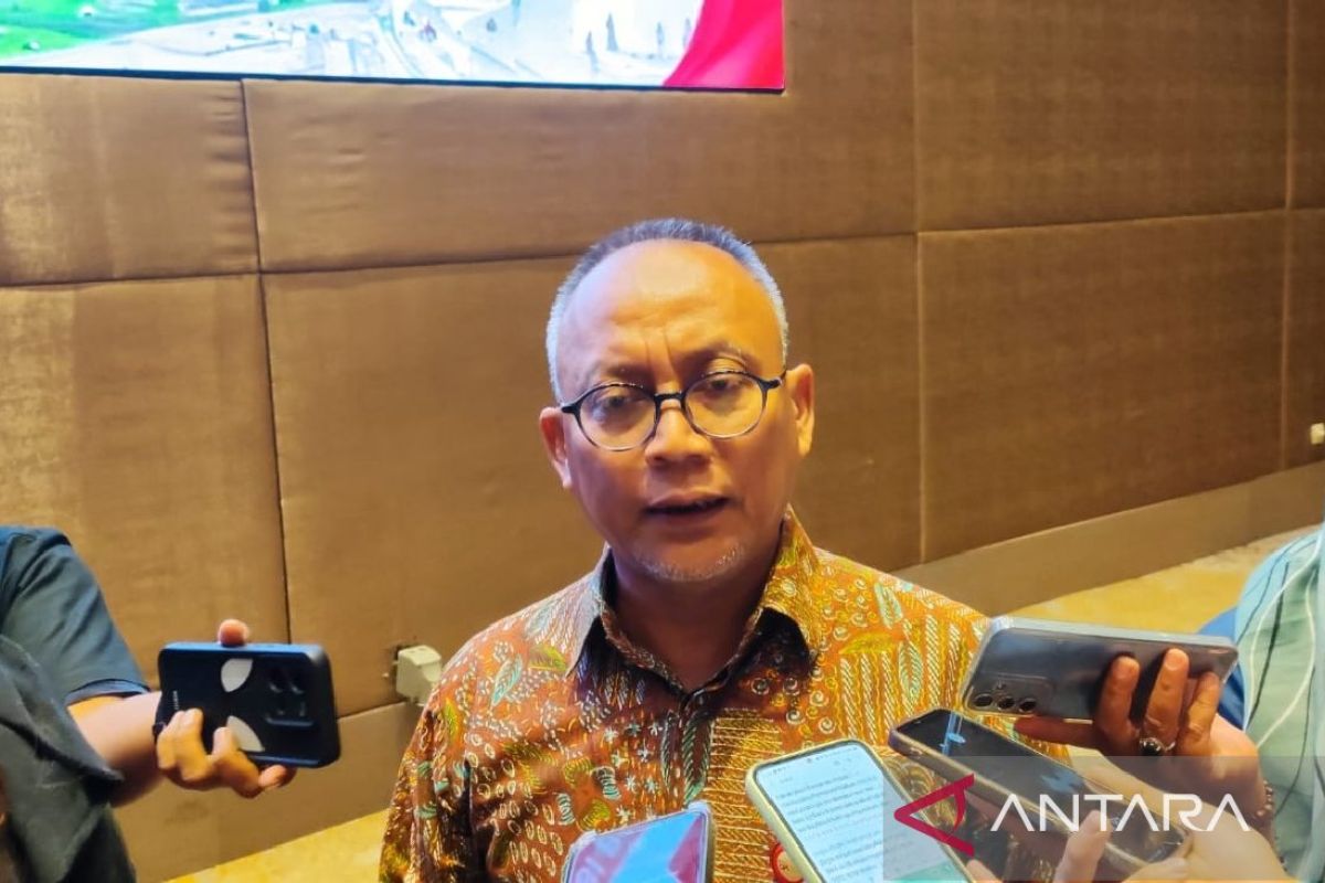 OJK sebut proses KUB Bank Banten dengan Bank Jatim segera rampung