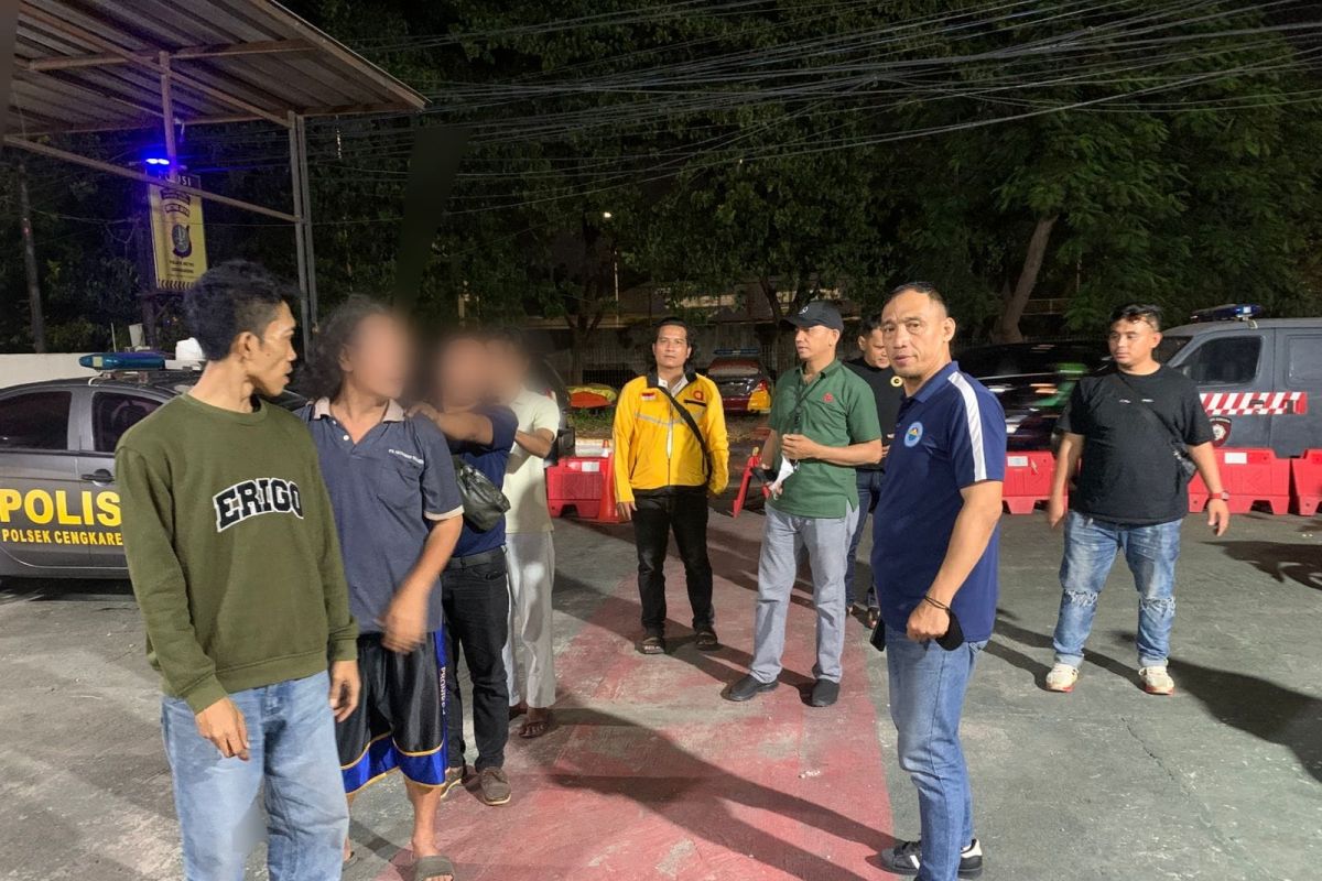 Polisi bekuk empat "Pak Ogah" yang resahkan warga Cengkareng