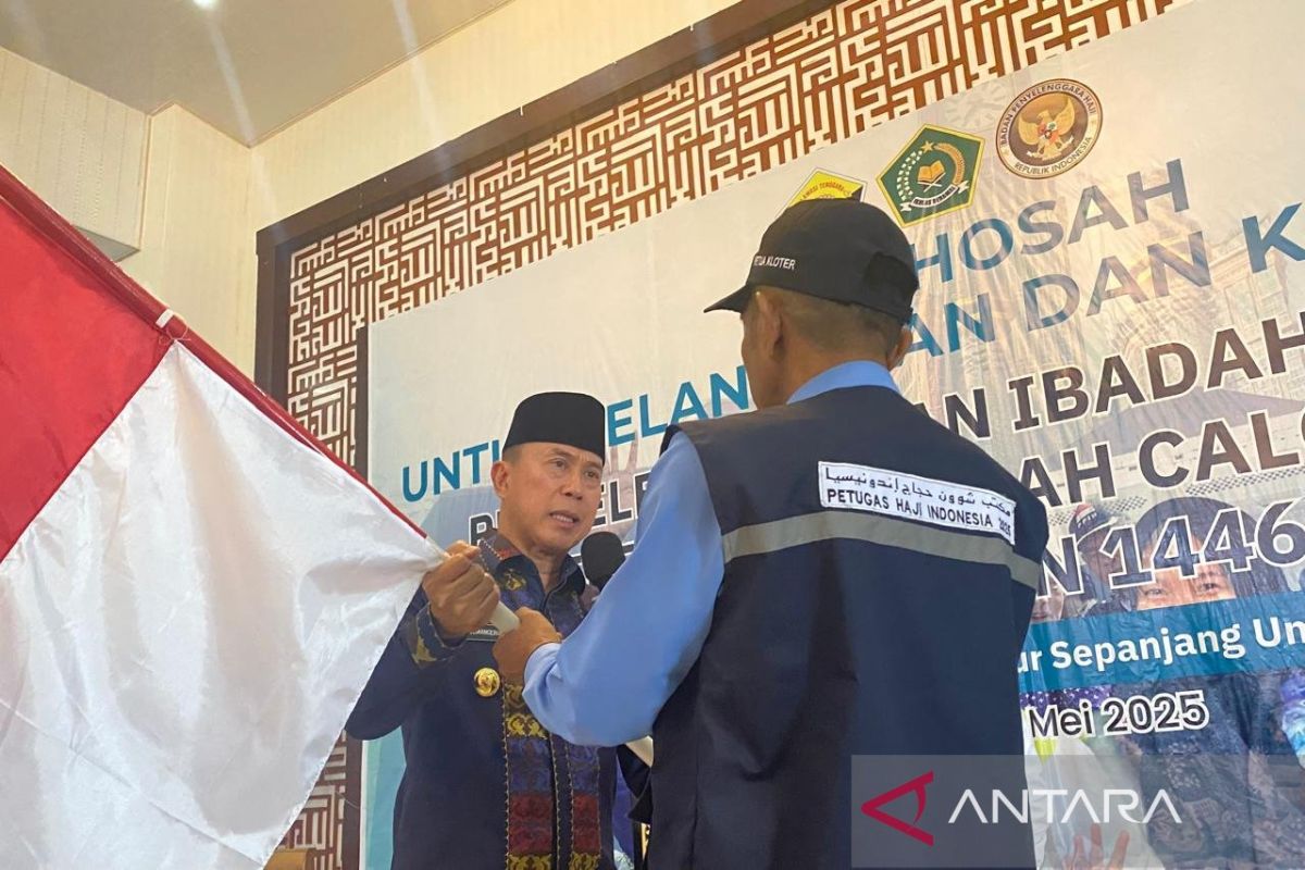 Gubernur keluarkan Rp2 miliar untuk uang saku calon haji asal Sultra
