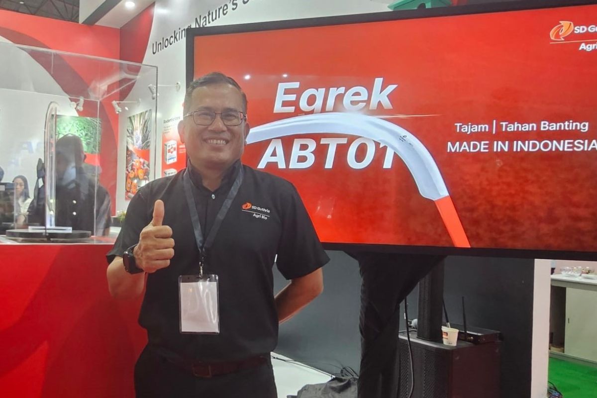 PT Guthrie Agri Bio produksi alat panen sawit Egrek ABT01 di Indonesia
