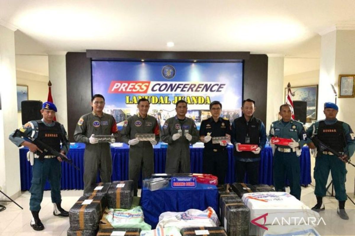 TNI AL dan Bea Cukai Jatim gagalkan penyelundupan 1,4 ton rokok ilegal