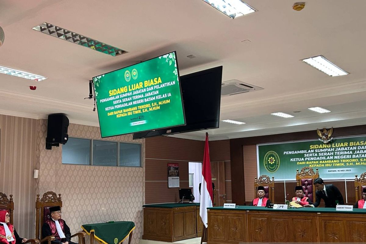 Pengadilan Tinggi Kepri ingatkan ketua pengadilan awasi satker