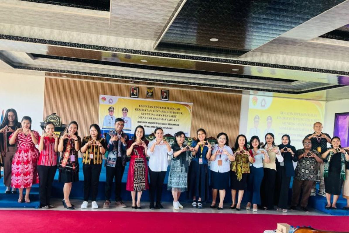 Dinkes NTT dan STIKES Maranatha Kupang menggelar edukasi stunting
