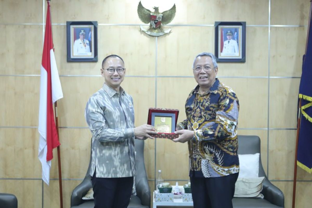 Eddy Soeparno gandeng pemerintah daerah atasi masalah sampah