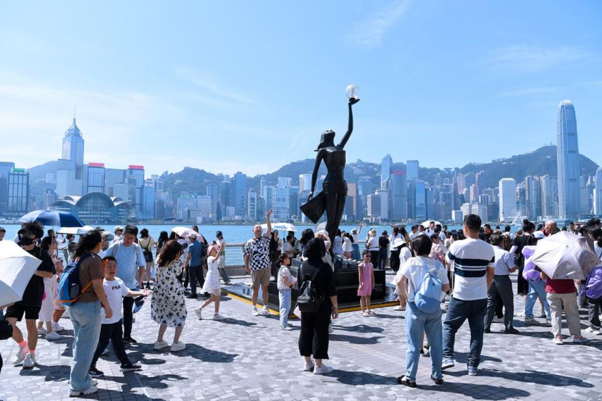 Kunjungan Wisatawan ke Hong Kong Tumbuh 2 Digit pada April 2025