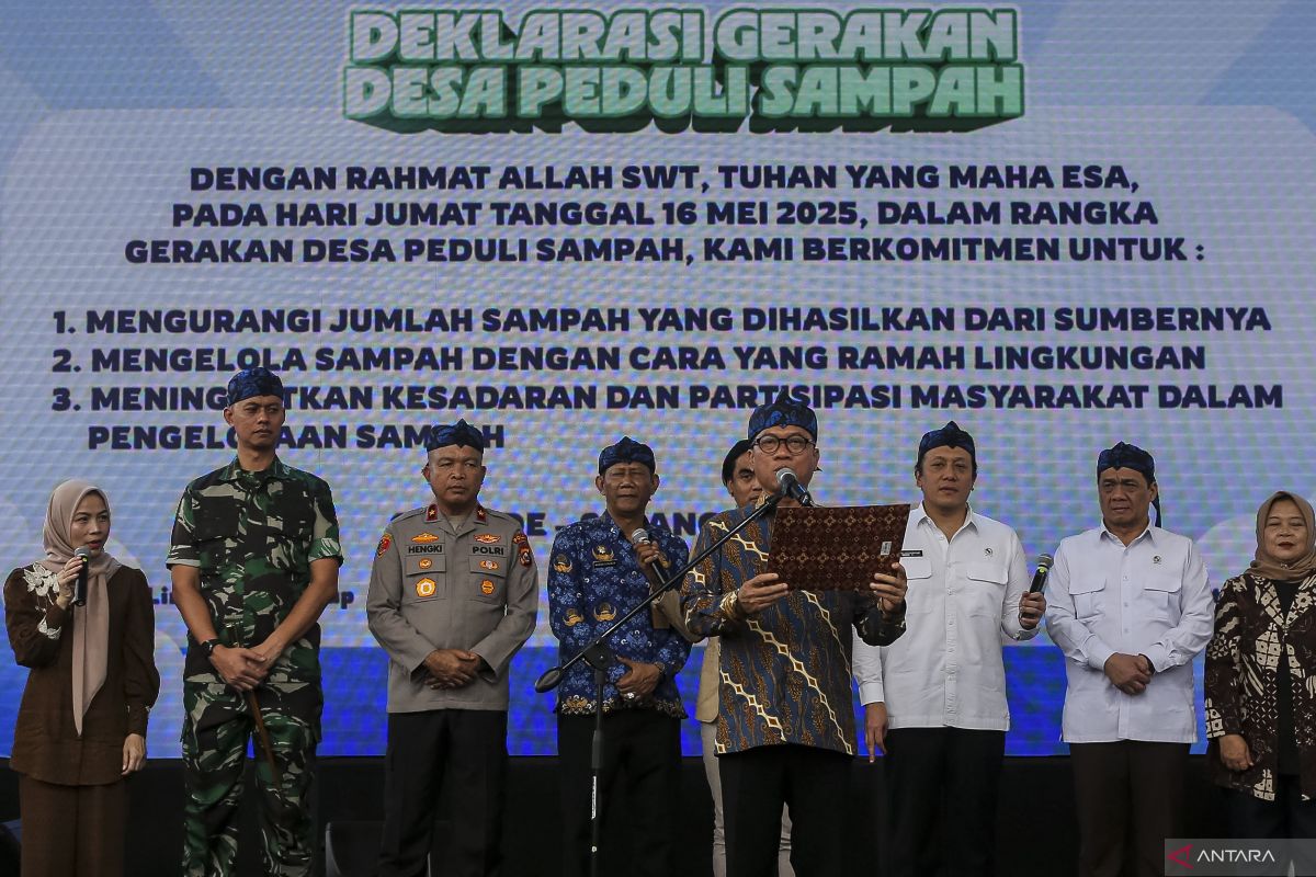 Mengelola sampah melalui gerakan Desa Peduli Sampah