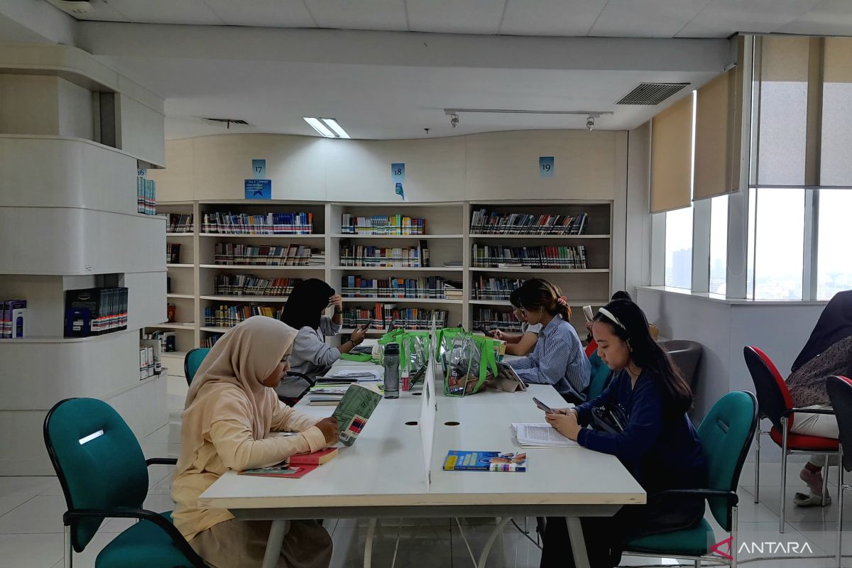 Wamendiktisaintek sebut KKN Tematik Literasi perluas peran perpustakaan